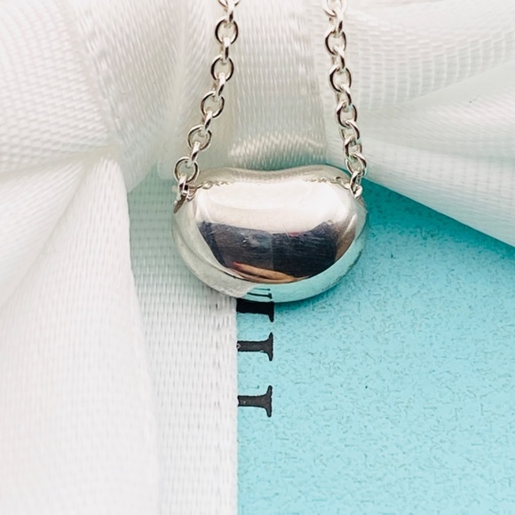 Tiffany & Co Elsa Peretti mini  Bean Necklace 925 sterling silver 16”box Nice - Picture 8 of 10